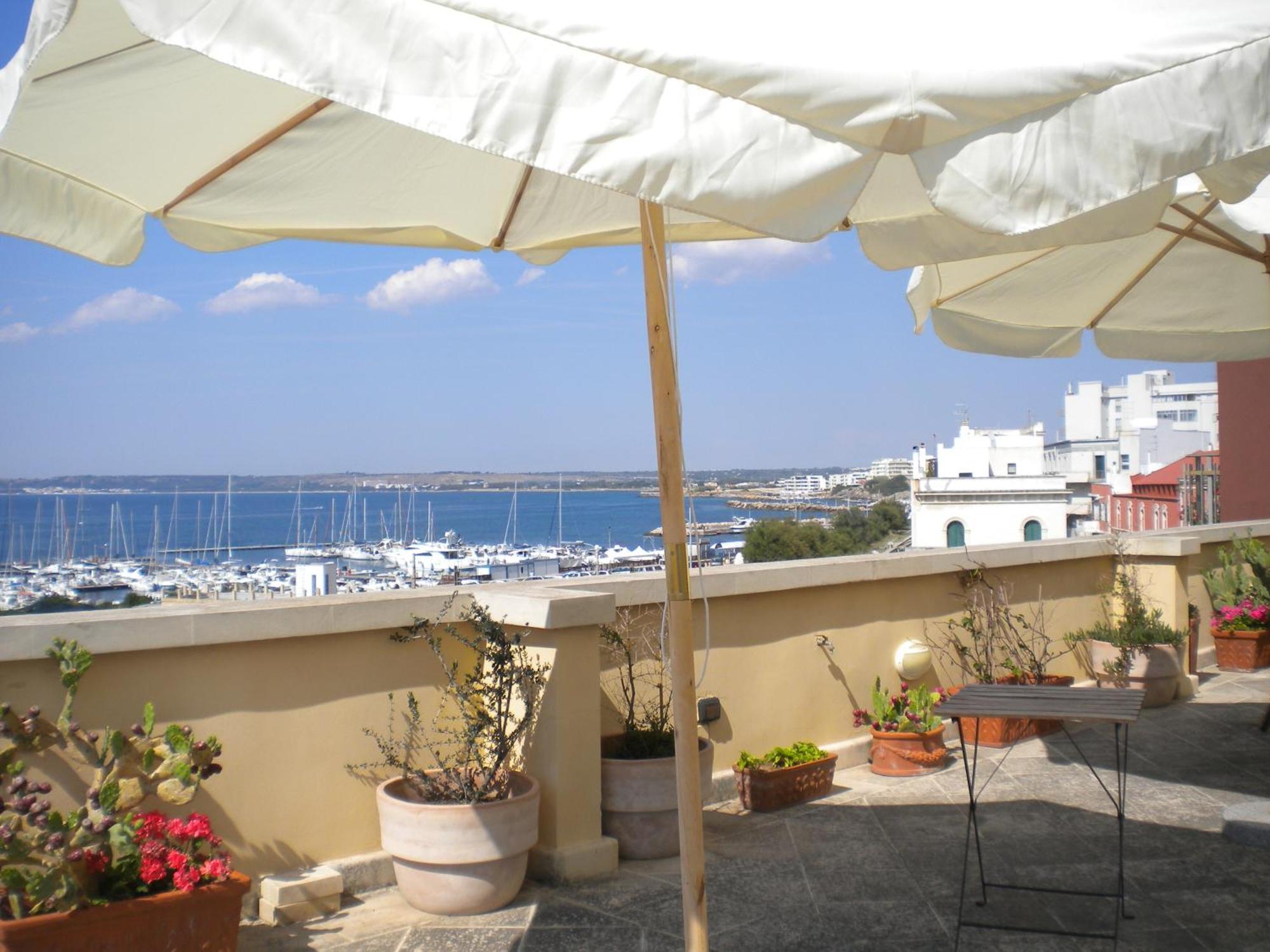 Palazzo Vergine - By Inside Salento Gallipoli Exteriér fotografie